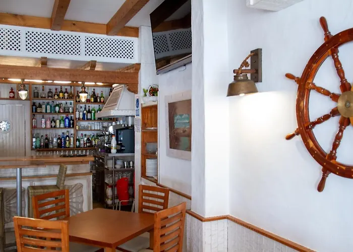 Hotel Almadraba